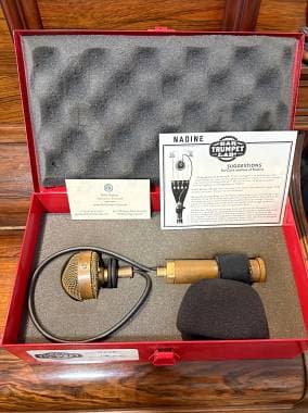 Microfono per contrabbasso Ear Trumpet Labs Nadine