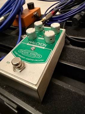 Origin Effects Halcyon Green