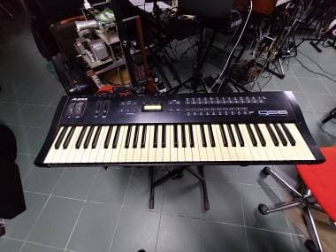 Alesis QS6 Synth