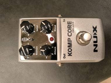 NUX Compressore per basso e chitarra Nux Deluxe core