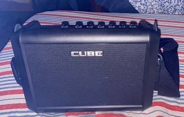 Amplificatore Roland Cube Street Mini con custodia 155