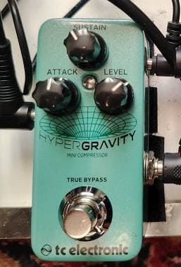 TC Electronic Hyper Gravity Mini Compressore