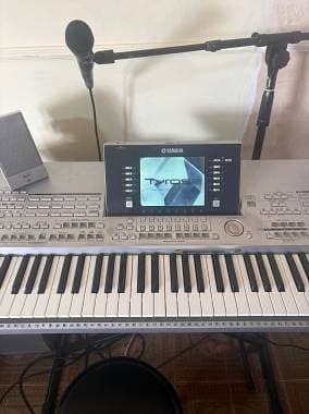 Yamaha Tyros 2