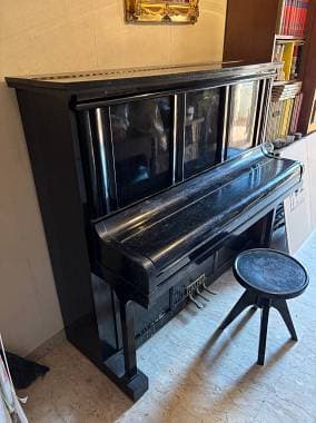 Pianoforte verticale Perrone & Maza