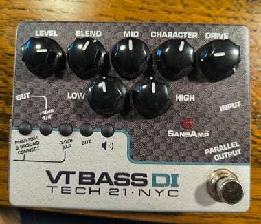Pedale basso Tech 21 VT bass DI