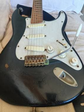 FENDER STRATOCASTER MADE IN JAPAN  Serie E (1985/86)