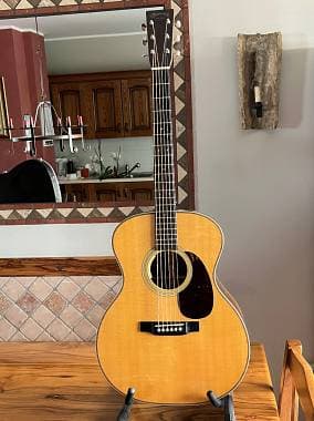 Martin GP-28E (2018) - 1 of 56 Worldwide (LR Baggs Anthem) - Mint Condition - Ra