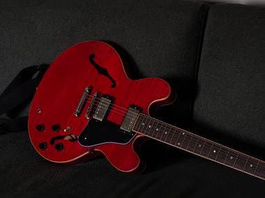Gibson Es335 dot cherry