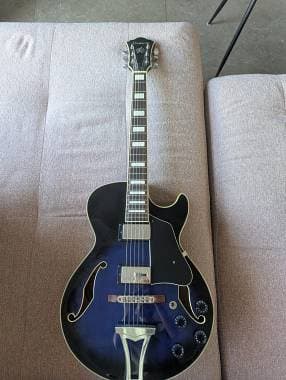 Ibanez Artcore chitarra jazz hollow body blu sunburst + custodia rigida