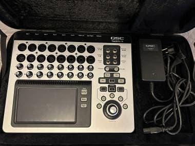 QSC touchmix 16