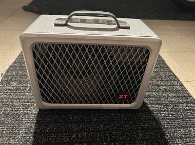 ZT Amplifiers LUNCHBOX