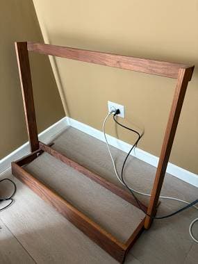String Swing Guitar Stand
