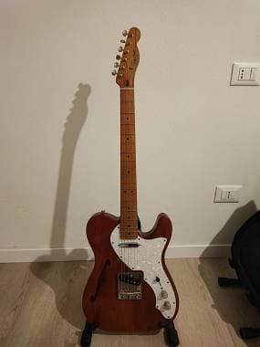 Squier by Fender Telecaster Thinline