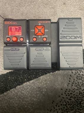 Zoom B1xon multieffetto con pedale despressione