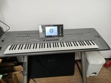 Yamaha Tyros 5
