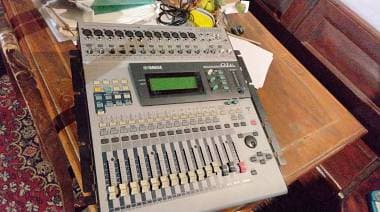 Yamaha 01V