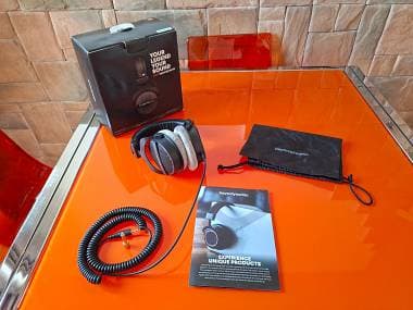 Beyerdynamic DT -990 PRO