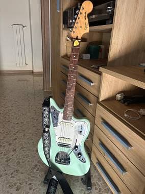 Squier by Fender Jaguar Vintage Modified - Johnny Marr Mod
