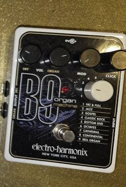 Electro Harmonix B9 organ machine