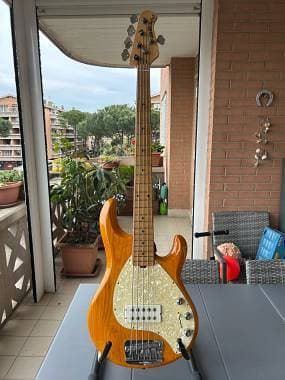 Ernie Ball Music Man Stingray 5 USA