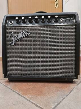Amplificatore Fender Champion 20 chitarra