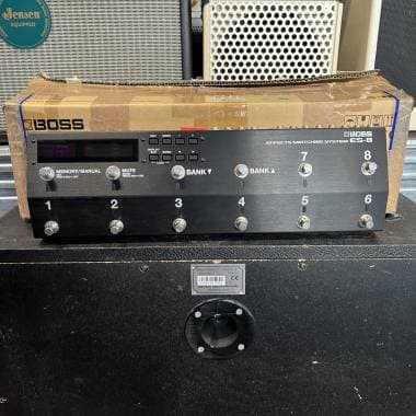 BOSS - ES8 EFFECTS SWITCHING SYSTEM - Spedizione Gratis