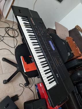 Roland G600