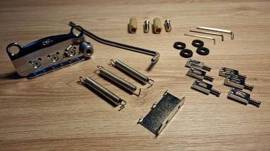 Ponte tremolo G&L Dual-Fulcrum Vibrato (Right Hand Chrome) - SPEDITO!!!