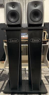 Genelec 8040B + Stand Zaor