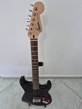Squier Sonic Stratocaster HT H LRL Black