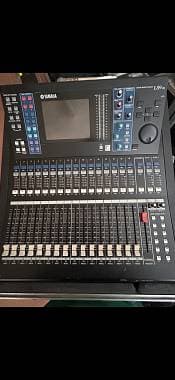 Yamaha LS9 16