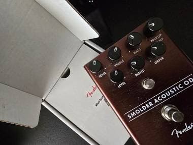 Fender Smolder acoustic overdrive