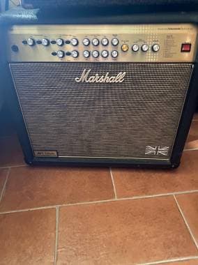 Marshall AVT 100 tribute valvestate