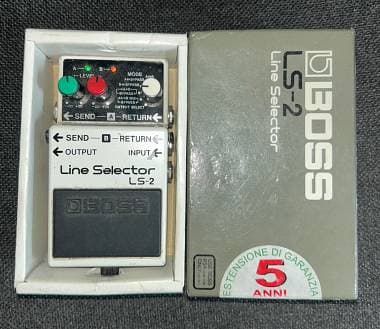 Boss LS-2 LINE SELECTOR