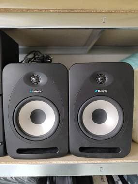 Tannoy Reveal 802 - Studio monitor