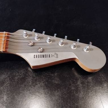 Choombia LadyBird (DiMarzio stratocaster)