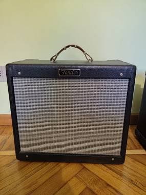 Fender Blues Junor III con cono Eminence Cannabis Rex