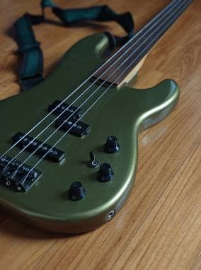 Fender JAZZ BASS SE FRETLESS