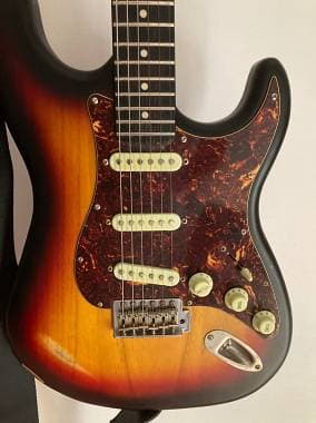 Eko Guitars EKO S-300 Relic Sunburst