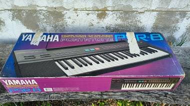 Yamaha PSR-8 vintage ' 90