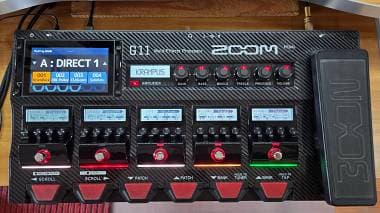 Vendo pedaliera multieffetto Zoom G11 + Modulo Bluetooth BTA-1