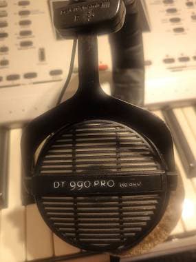 Beyerdynamic DT990 pro