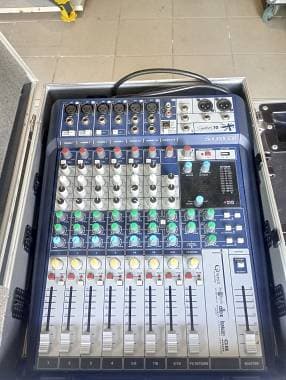 mixer Soundcraft Signature 10 + valigetta trasporto
