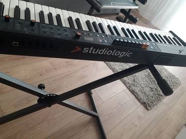 Studiologic Numa compact 2x