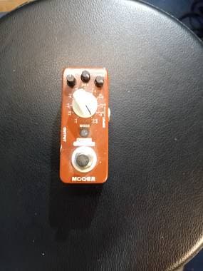 Mooer pure octave