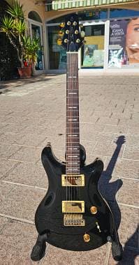 Larry Carlton SIRE Q7
