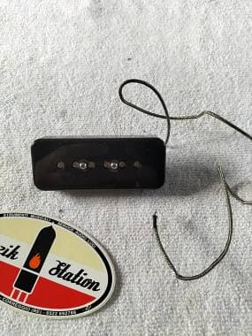 Gibson P90 Black Neck