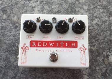 Red Witch Empress Chorus