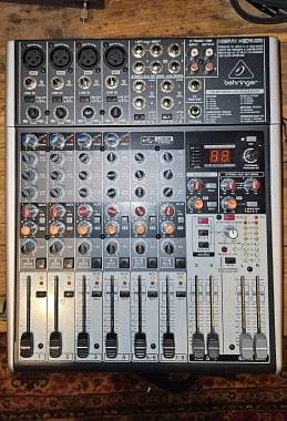 Behringer XENIX X1204 USB