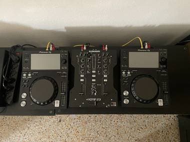 Pioneer XDJ 700